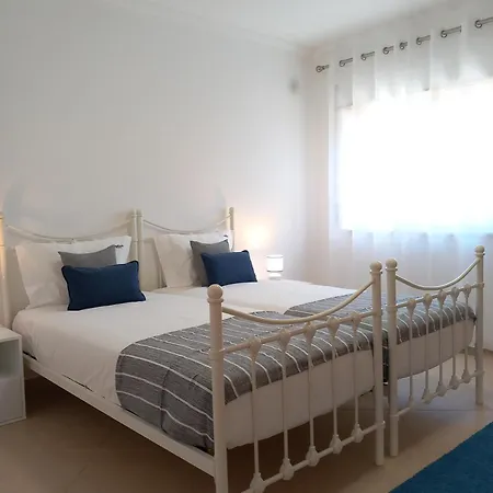 Bright And Spacious With Patio And Bbq * Serra d'El-Rei