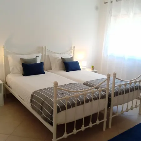 Villa Bright And Spacious With Patio And Bbq *