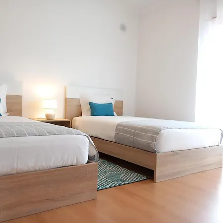 Villa Bright And Spacious With Patio And Bbq Serra d'El-Rei