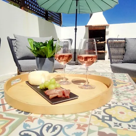 Bright And Spacious With Patio And Bbq Villa Serra d'El-Rei